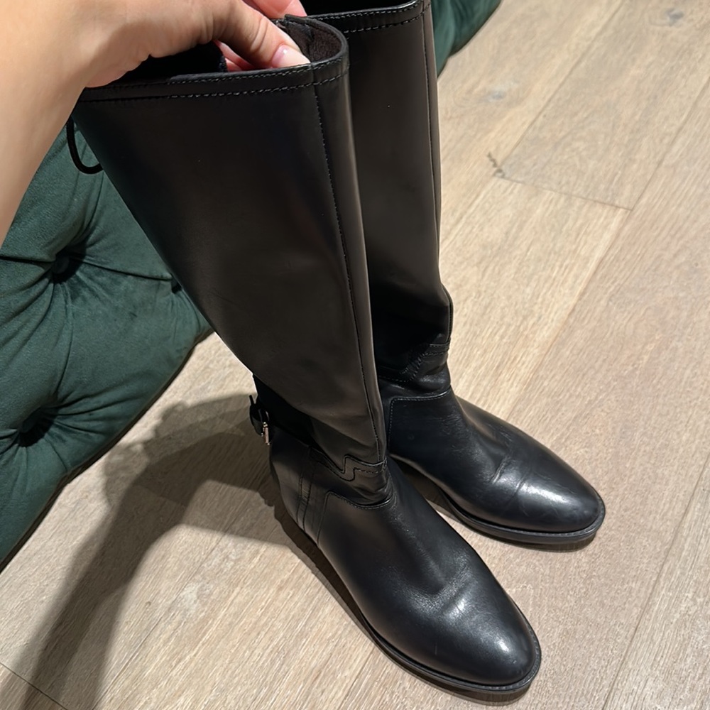 Boots - Picture 12 of 13